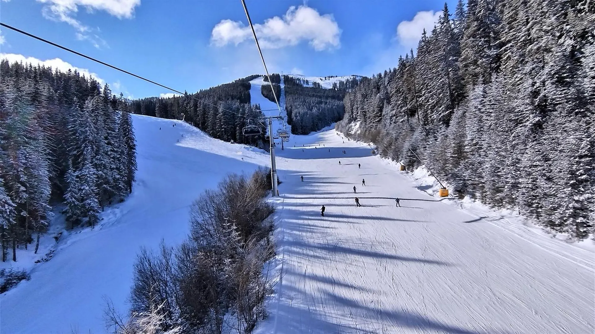 Next To The Ski Lift Downtown Bansko Bulgarie